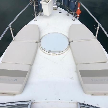 Superbe Bateau « Le Nanylia » Hotell Boulogne-sur-Mer Eksteriør bilde
